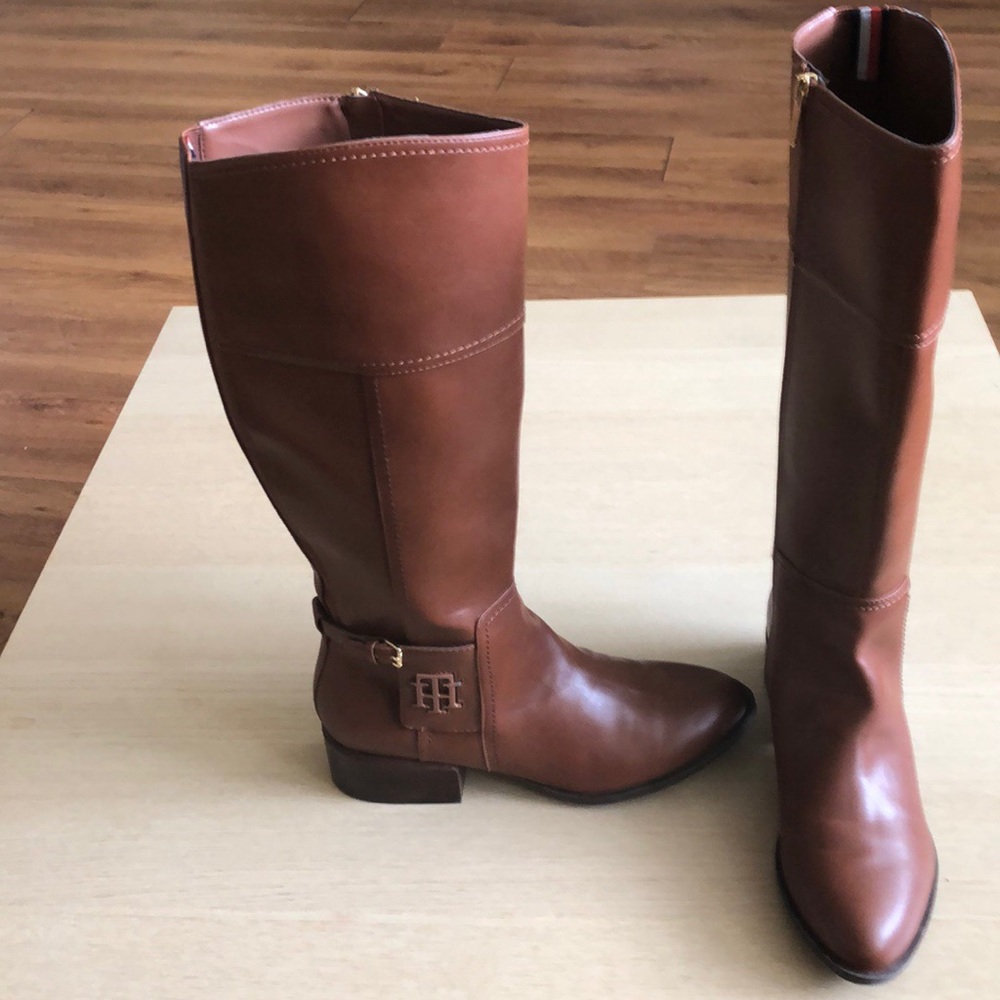 Authentic Tommy Hilfigher Leather Knee High boots